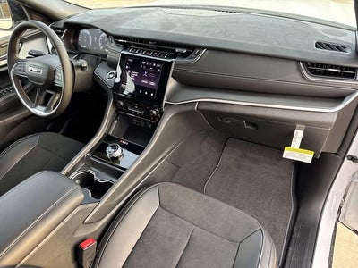 2025 Jeep Grand Cherokee GRAND CHEROKEE L ALTITUDE X 4X2