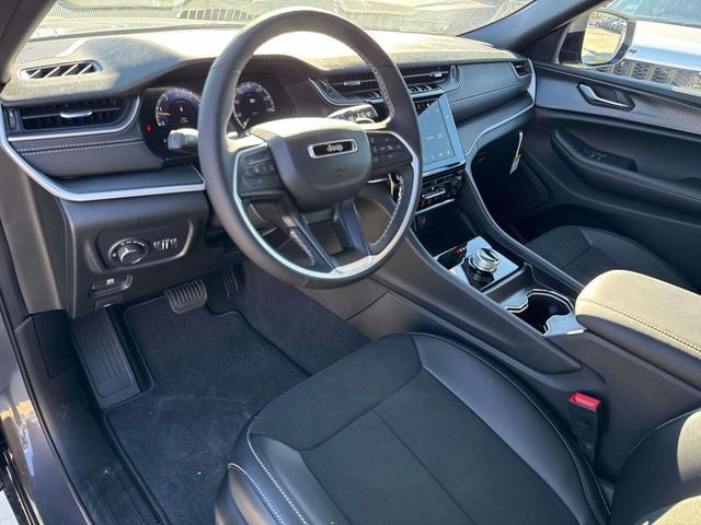 2025 Jeep Grand Cherokee GRAND CHEROKEE L ALTITUDE X 4X2