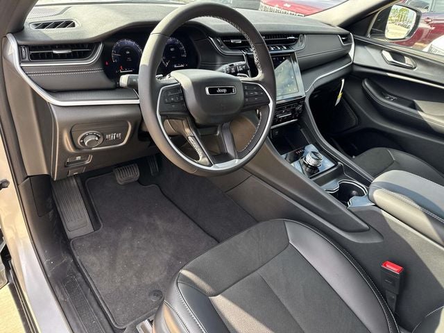 2025 Jeep Grand Cherokee GRAND CHEROKEE L ALTITUDE X 4X2