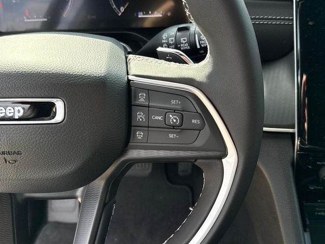 2025 Jeep Grand Cherokee GRAND CHEROKEE L ALTITUDE X 4X2