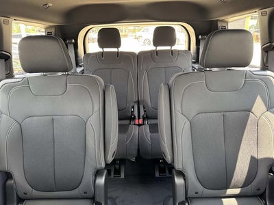 2026 Jeep Grand Cherokee GRAND CHEROKEE L LAREDO X 4X2