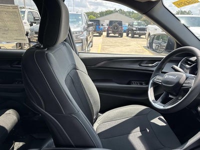 2026 Jeep Grand Cherokee GRAND CHEROKEE L LAREDO X 4X2