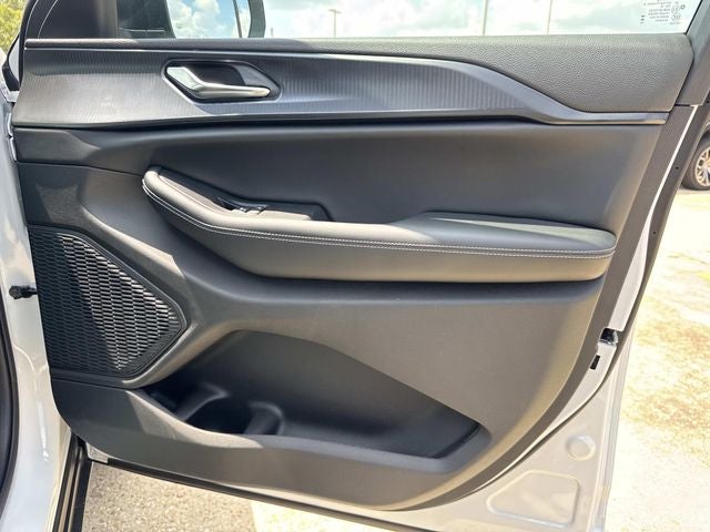 2026 Jeep Grand Cherokee GRAND CHEROKEE L LAREDO X 4X2