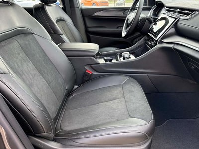 2025 Jeep Grand Cherokee GRAND CHEROKEE L ALTITUDE X 4X2