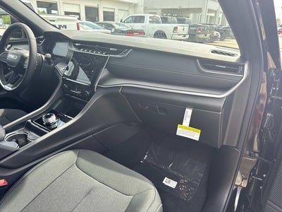 2026 Jeep Grand Cherokee GRAND CHEROKEE L LAREDO X 4X2
