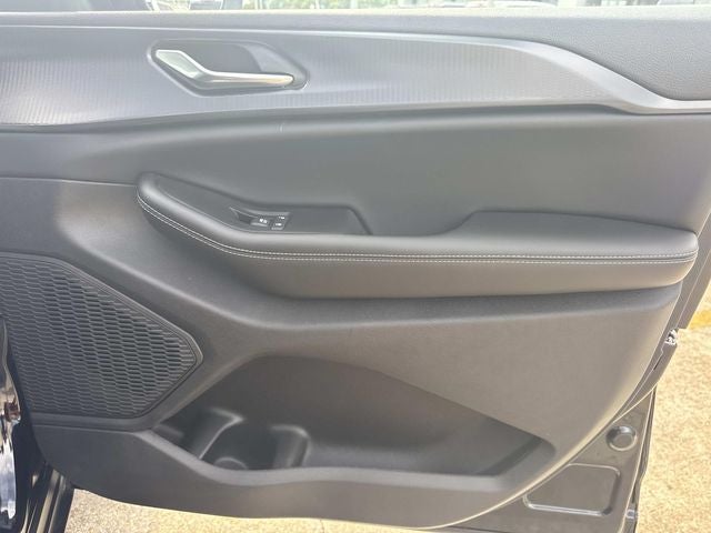 2026 Jeep Grand Cherokee GRAND CHEROKEE L LAREDO X 4X2