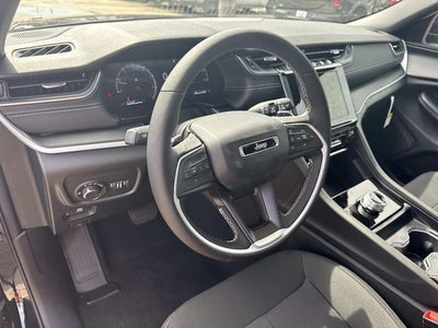 2026 Jeep Grand Cherokee GRAND CHEROKEE L LAREDO X 4X2