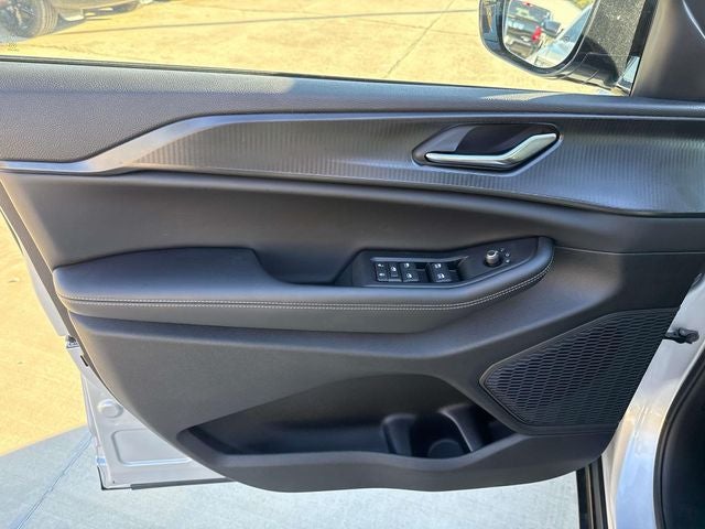 2025 Jeep Grand Cherokee GRAND CHEROKEE L ALTITUDE X 4X2