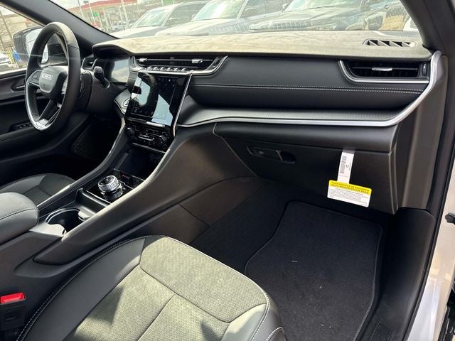 2025 Jeep Grand Cherokee GRAND CHEROKEE L ALTITUDE X 4X2