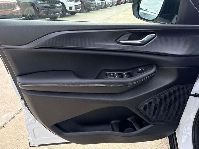 2025 Jeep Grand Cherokee GRAND CHEROKEE L ALTITUDE X 4X2