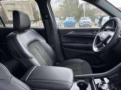 2025 Jeep Grand Cherokee GRAND CHEROKEE L ALTITUDE X 4X2