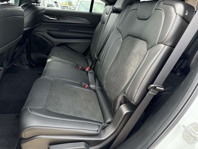 2025 Jeep Grand Cherokee GRAND CHEROKEE L ALTITUDE X 4X2