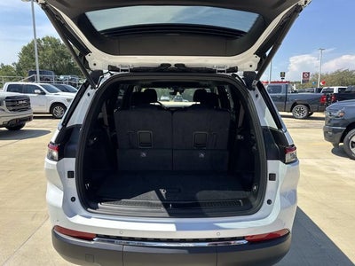 2026 Jeep Grand Cherokee GRAND CHEROKEE L LAREDO X 4X2