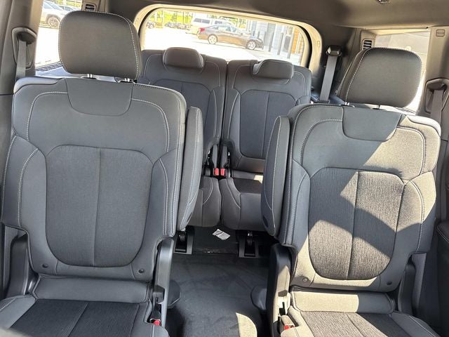 2026 Jeep Grand Cherokee GRAND CHEROKEE L LAREDO X 4X2