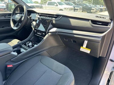 2026 Jeep Grand Cherokee GRAND CHEROKEE L LAREDO X 4X2