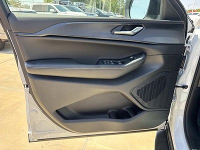 2026 Jeep Grand Cherokee GRAND CHEROKEE L LAREDO X 4X2