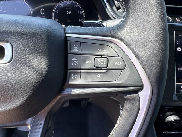 2026 Jeep Grand Cherokee GRAND CHEROKEE L LAREDO X 4X2