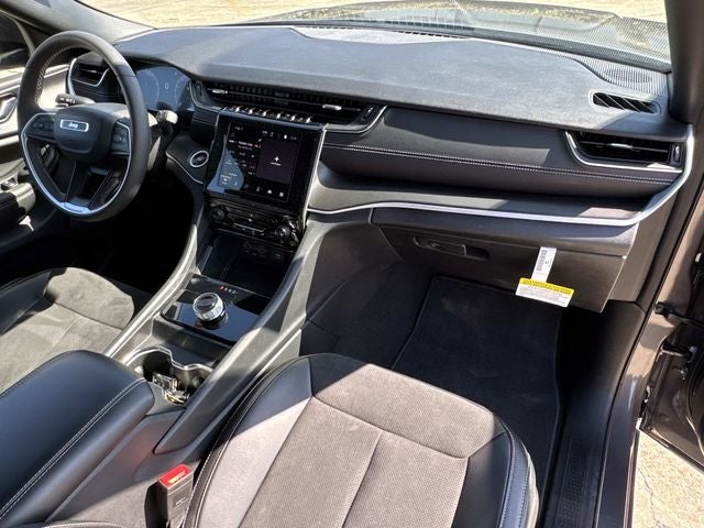 2025 Jeep Grand Cherokee L Altitude X 4x2