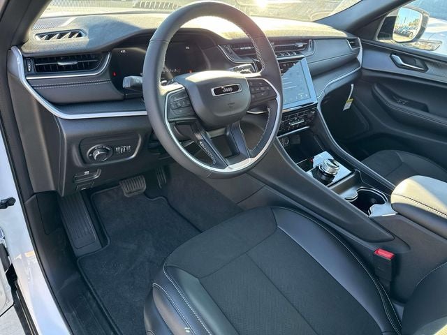 2025 Jeep Grand Cherokee GRAND CHEROKEE L ALTITUDE X 4X2