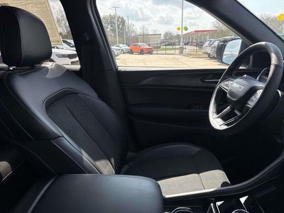 2025 Jeep Grand Cherokee GRAND CHEROKEE L ALTITUDE X 4X2