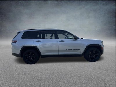 2023 Jeep Grand Cherokee L Altitude 4x2