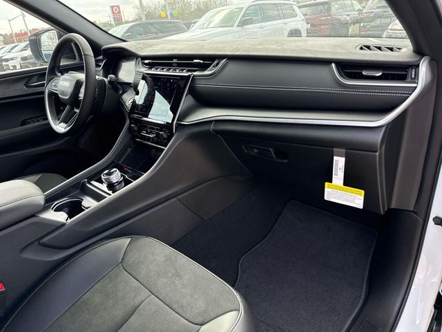 2025 Jeep Grand Cherokee GRAND CHEROKEE L ALTITUDE X 4X2