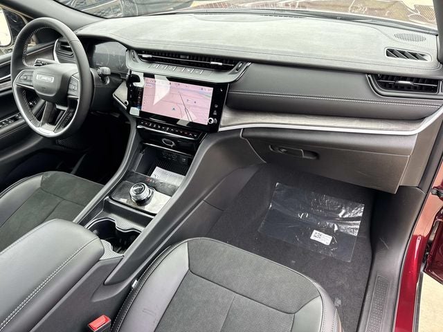 2026 Jeep Grand Cherokee GRAND CHEROKEE L LAREDO ALTITUDE 4X2