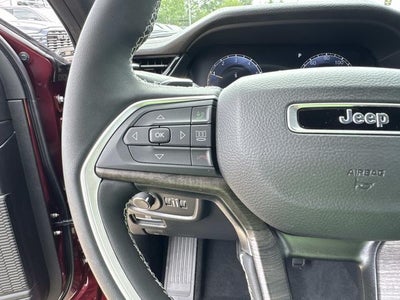 2026 Jeep Grand Cherokee GRAND CHEROKEE L LAREDO ALTITUDE 4X2