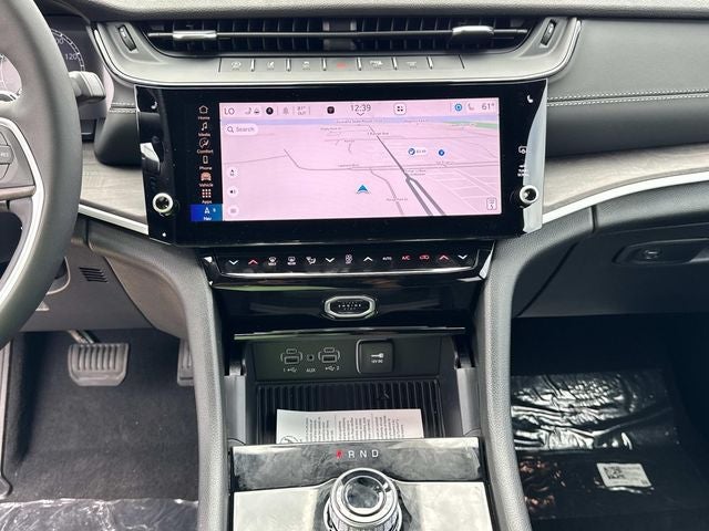 2026 Jeep Grand Cherokee GRAND CHEROKEE L LAREDO ALTITUDE 4X2