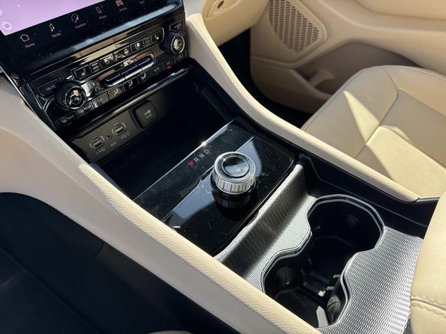 2025 Jeep Grand Cherokee GRAND CHEROKEE L LIMITED 4X2