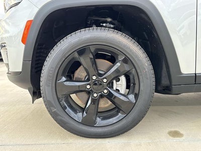 2025 Jeep Grand Cherokee GRAND CHEROKEE L LIMITED 4X2