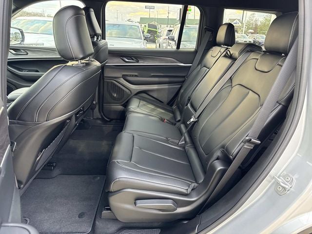 2025 Jeep Grand Cherokee GRAND CHEROKEE L LIMITED 4X2