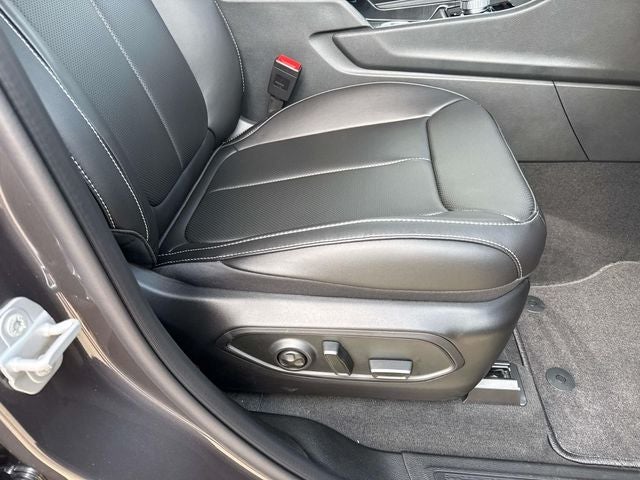 2025 Jeep Grand Cherokee GRAND CHEROKEE L LIMITED 4X2