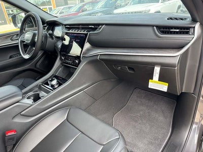 2025 Jeep Grand Cherokee GRAND CHEROKEE L LIMITED 4X2