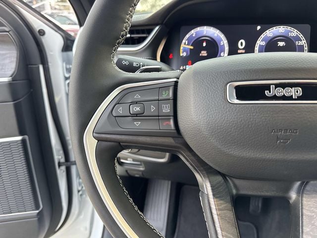 2025 Jeep Grand Cherokee GRAND CHEROKEE L LIMITED 4X2