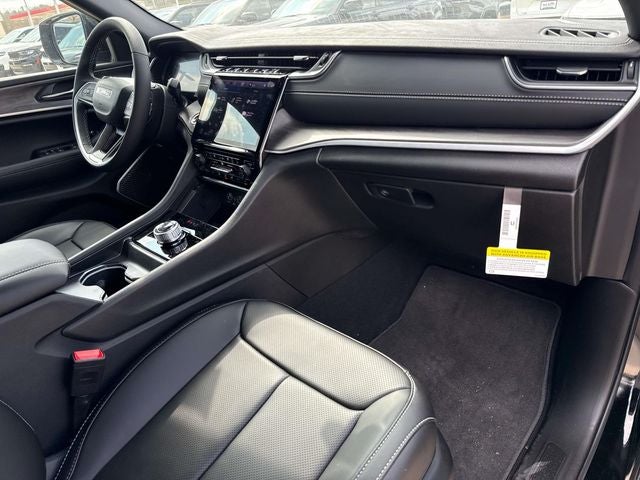 2025 Jeep Grand Cherokee GRAND CHEROKEE L LIMITED 4X2