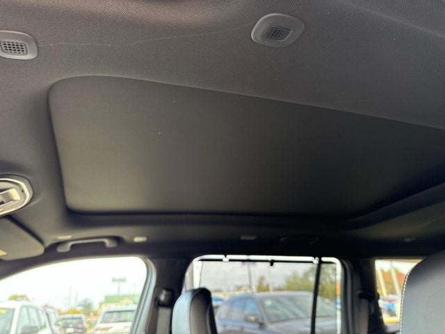 2025 Jeep Grand Cherokee GRAND CHEROKEE L LIMITED 4X2