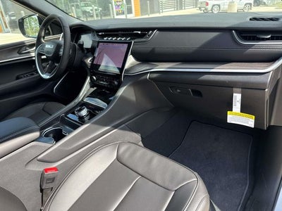 2025 Jeep Grand Cherokee GRAND CHEROKEE L LIMITED 4X2