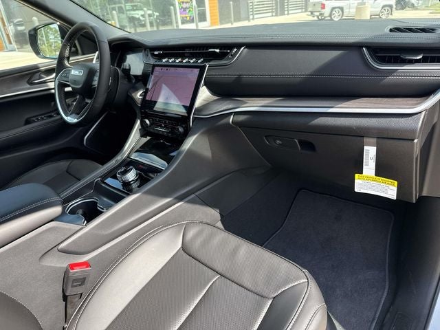 2025 Jeep Grand Cherokee GRAND CHEROKEE L LIMITED 4X2