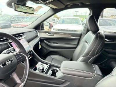 2025 Jeep Grand Cherokee GRAND CHEROKEE L LIMITED 4X2