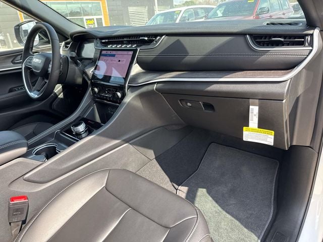 2025 Jeep Grand Cherokee GRAND CHEROKEE L LIMITED 4X2