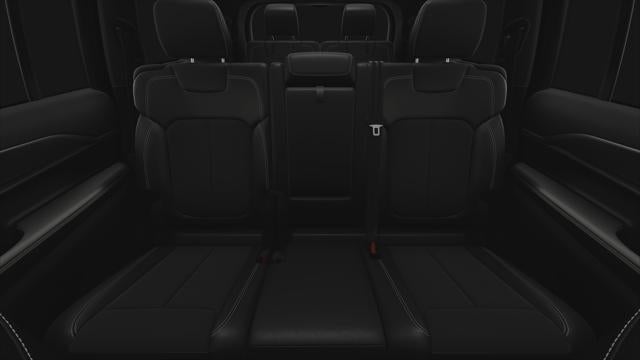 2025 Jeep Grand Cherokee GRAND CHEROKEE L ALTITUDE 4X4