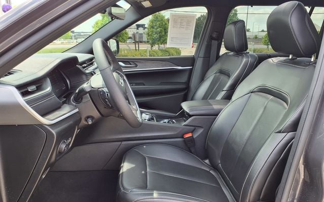 2025 Jeep Grand Cherokee L Limited 4x4