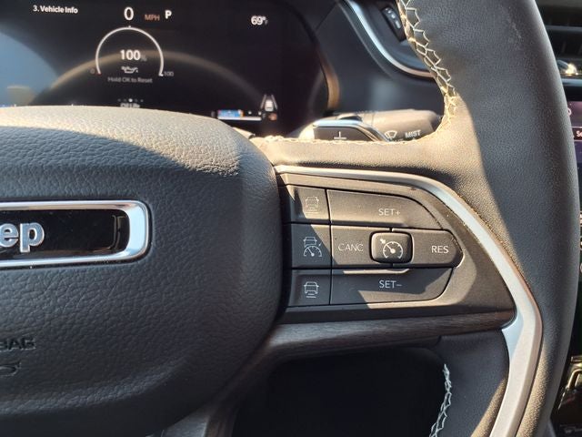 2025 Jeep Grand Cherokee L Limited 4x4