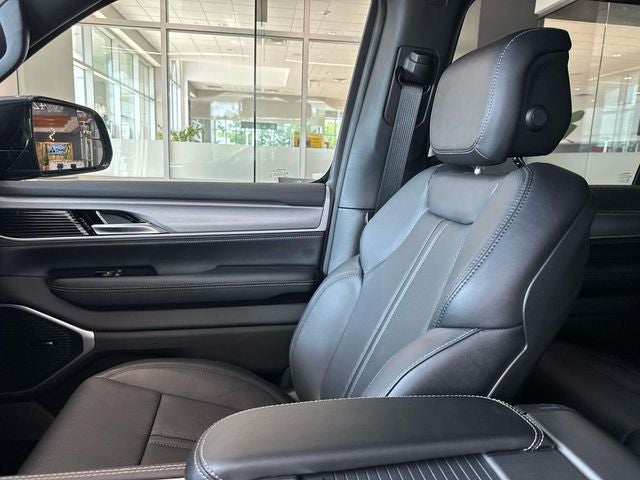 2026 Jeep Grand Wagoneer GRAND WAGONEER LIMITED ALTITUDE 4X4
