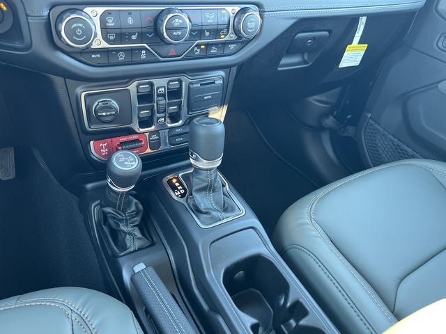 2026 Jeep Gladiator GLADIATOR MOJAVE X 4X4