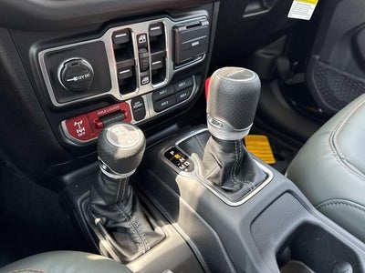 2026 Jeep Gladiator GLADIATOR MOJAVE 4X4
