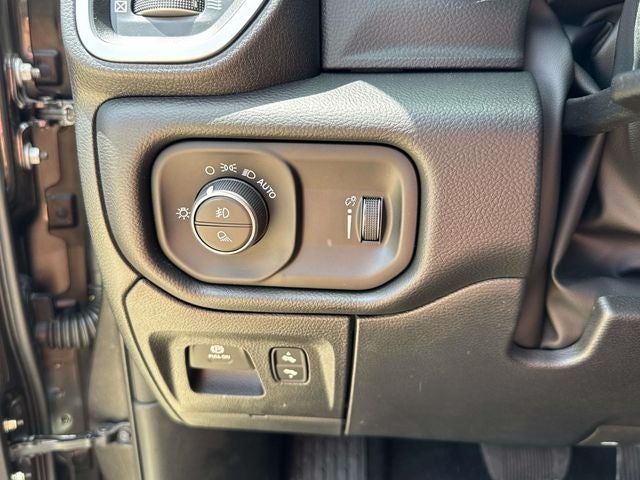 2026 RAM Ram 1500 RAM 1500 LONE STAR CREW CAB 4X2 5'7' BOX