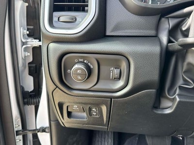 2026 RAM Ram 1500 RAM 1500 LONE STAR CREW CAB 4X2 5'7' BOX