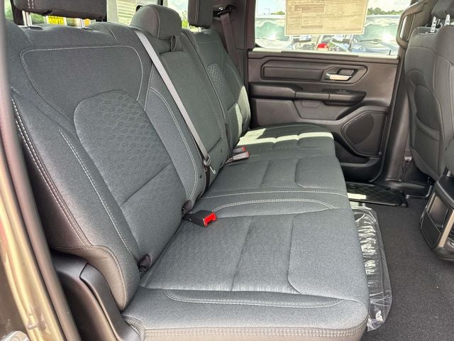 2026 RAM Ram 1500 RAM 1500 EXPRESS CREW CAB 4X2 5'7' BOX